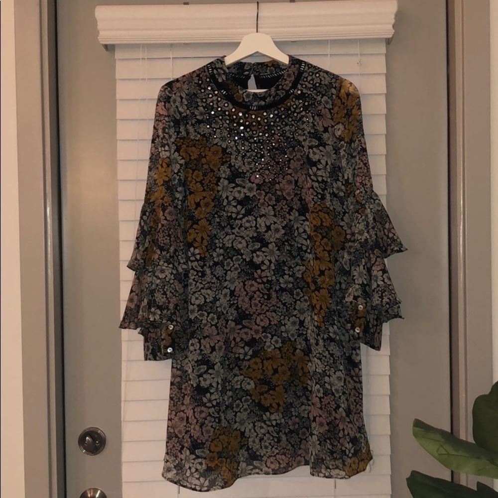 Ranna Gill Ruffle Sleeve Dress
